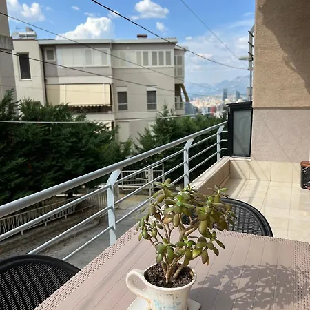 Lake View Apartament Tirana *